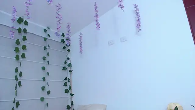 Sarabubbie লাইভ XXX চ্যাট