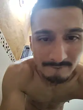 TRAVIESO_MOR live XXX chat