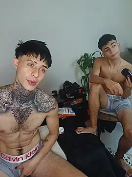 7_Saturno_7 Adlı Modelin Canlı XXX Sohbeti