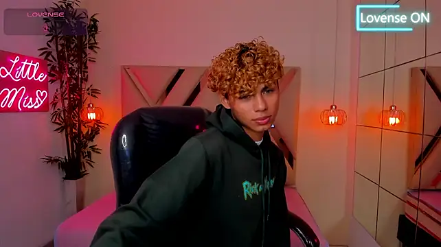 Chat XXX ao vivo de Anyelo_Twink