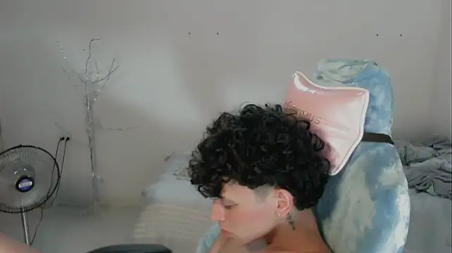 FUNNY_DICK_ webkamerás műsora