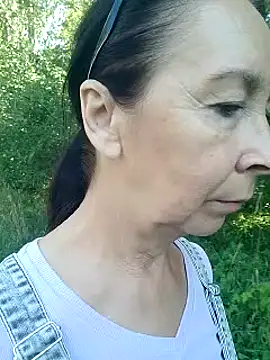 צ'אט XXX בשידור חי של Celine_Faer1