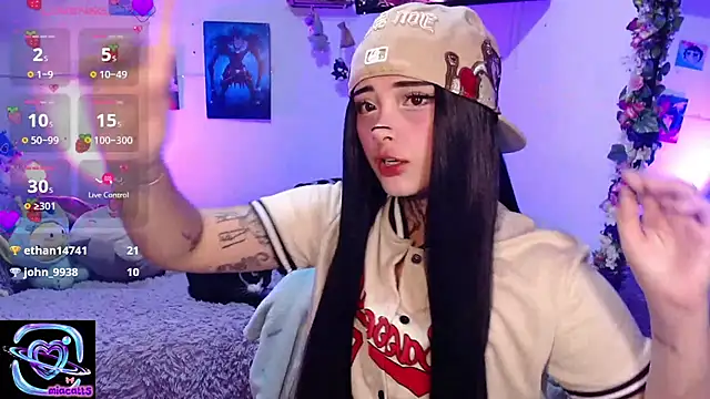 Chatroom XXX en direct de mia_catt05