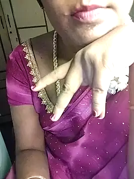 Živý XXX chat Tamil_Kavitha