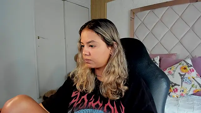 dulce_lyraa1 XXX чат на живо