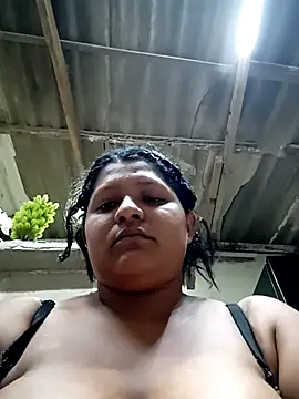 CurvyMelons' Live XXX Chat