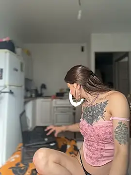 EileenElf's Webcam Show