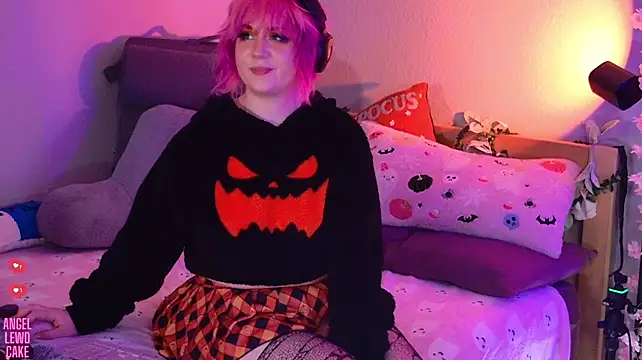 Živý XXX chat Angel-Lewd-Cake