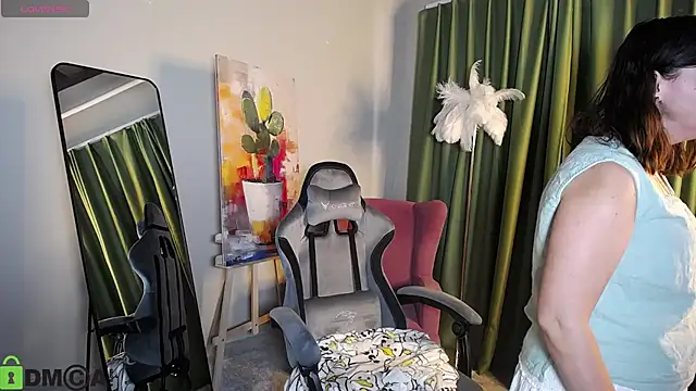 MartaEdams 现场XXX聊天