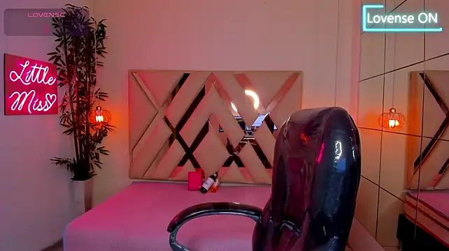 Chat XXX en directo de Anyelo_Twink
