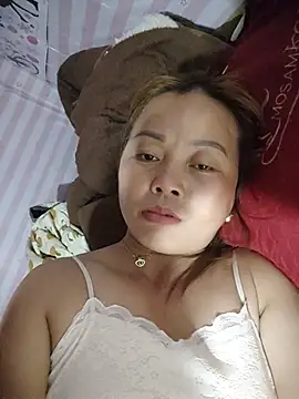 Czat XXX na żywo – Yee_Yee1