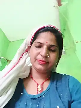 Joohi_Chawla143's Live XXX Chat