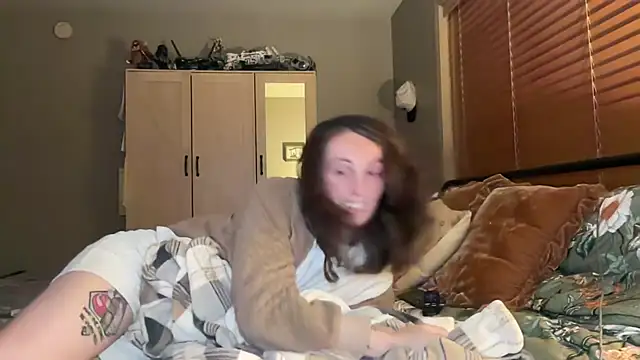 Ellz4 Chat XXX live
