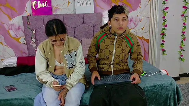Dagit_Fox Adlı Modelin Canlı XXX Sohbeti