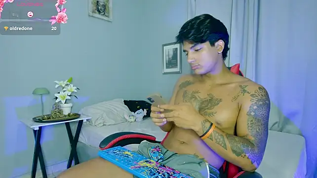 Show modela Rebor_phoenix1 na web-kameri