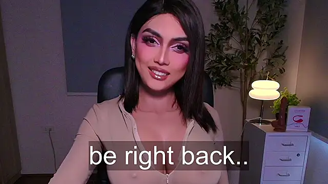 MsMollyMercer Show Webcam