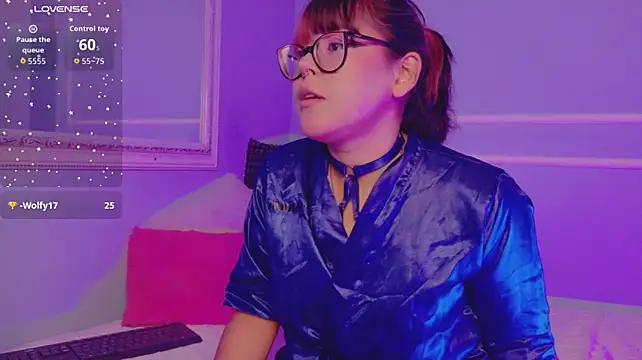 EllieNeptune_ live XXX chat