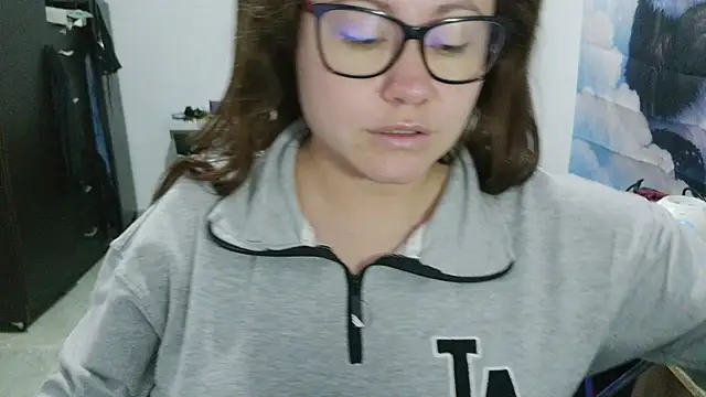 curly_greeneyed 라이브 XXX 채팅
