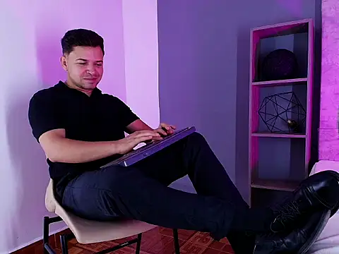 Hey_Noaah – Naživo XXX chat