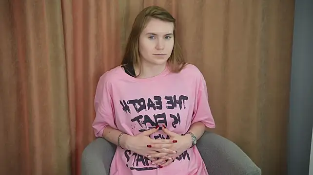 MikkiStipp's Live XXX Chat