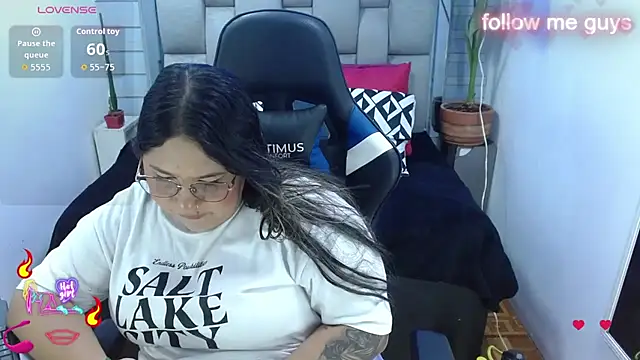 evelin_zaens' Live XXX Chat