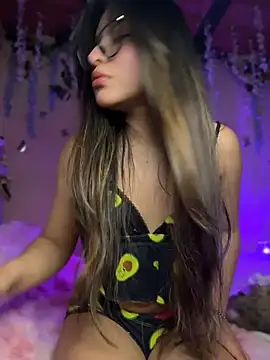 Lily_candy_X লাইভ XXX চ্যাট