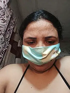HotAishaa's Live Sex Cam Show