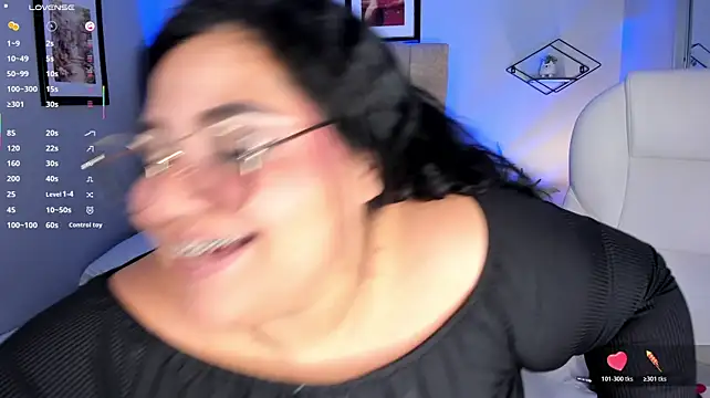 XXX chat uživo modela _michel_bbw