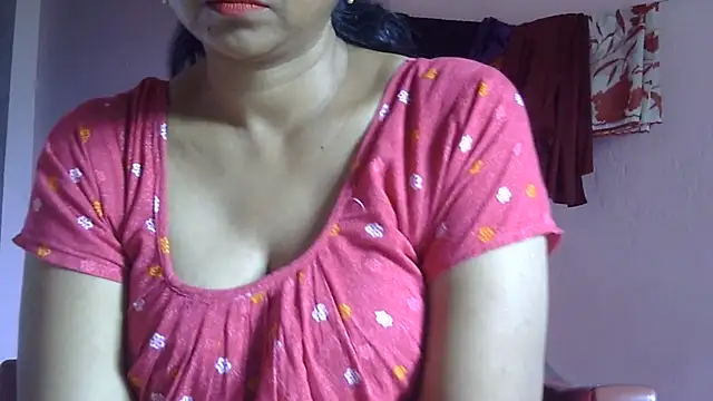 Pooja-suman XXX чат на живо