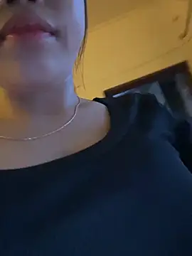 Bemys99 Adlı Modelin Canlı XXX Sohbeti