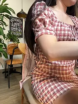 secretly_masturbating Show Webcam