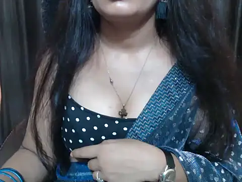Kudi_Kiyara's Live XXX Chat