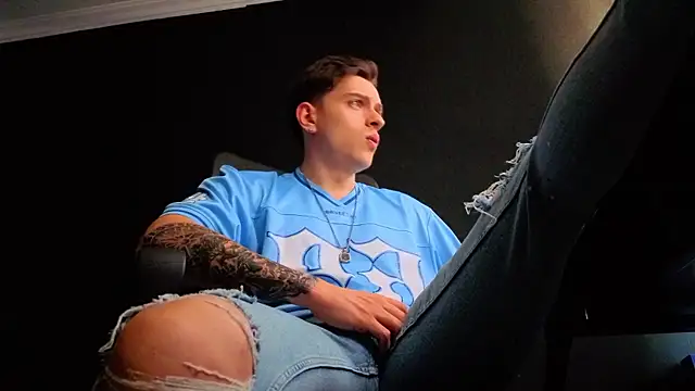 FelixStarkk élő XXX-chatje
