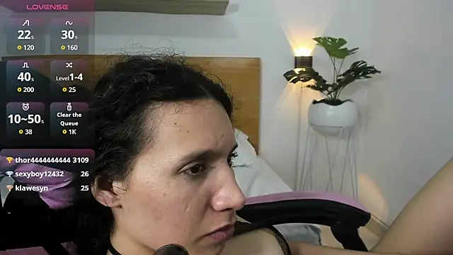 valeryn__rosse's Live XXX Chat