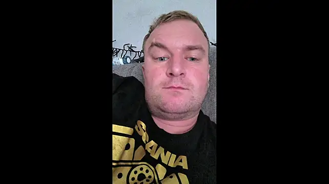 Jade_Venom Pertunjukan Webcam