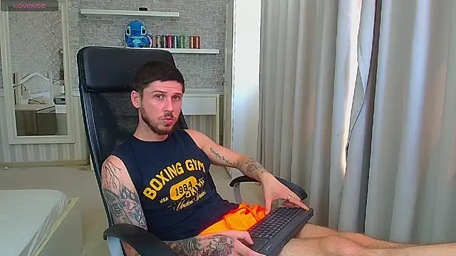 Chat XXX Live JonahShaw