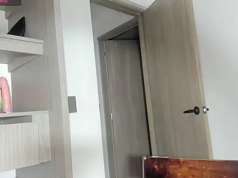 Chat XXX ao vivo de Ruby_Velvett