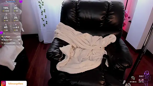 Fallengangel's Live XXX Chat