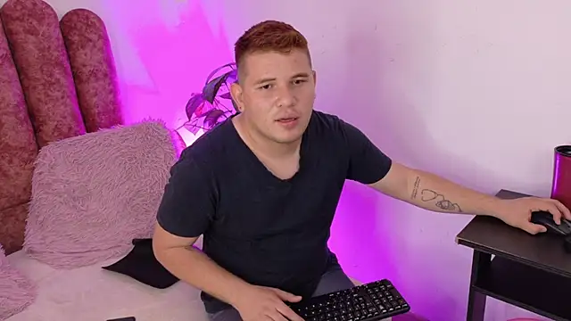 AdrianLust – webcam-show