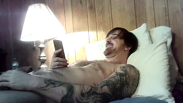 WyattL96 Show in webcam