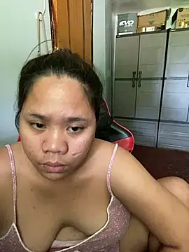 Chat XXX ao vivo de -CLARAMommy-