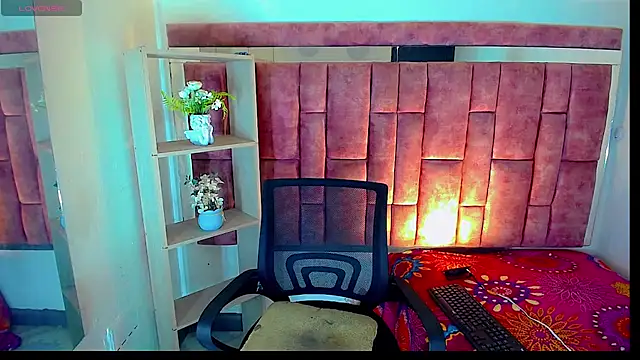 Živý XXX chat ArhisaBrowm