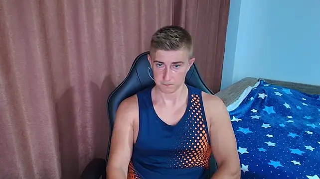 PowerBoy07 Chat XXX live