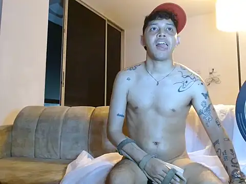 tonysexyboy Chat XXX live