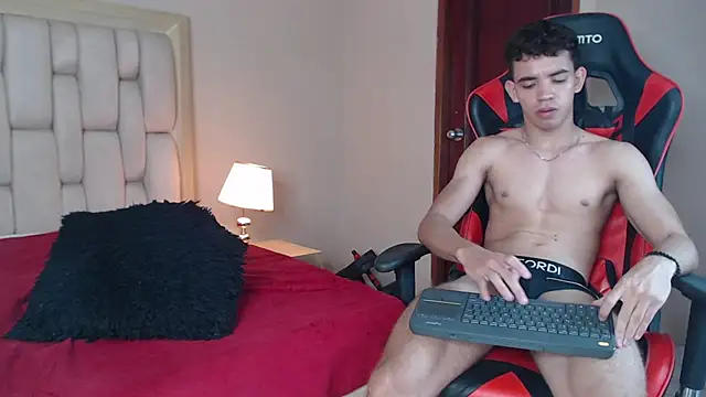 CamiloRoss_: απευθείας συνομιλία ΧΧΧ