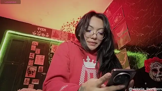 victoriia_thompson élő XXX-chatje