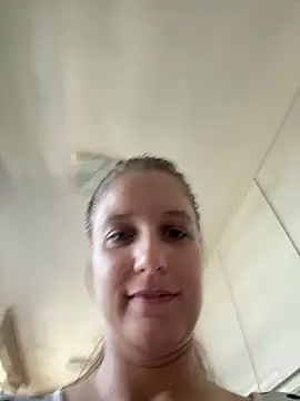 دردشة jennifer11772 الجنسية المباشرة