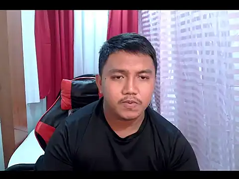 davidhotdesire 现场XXX聊天