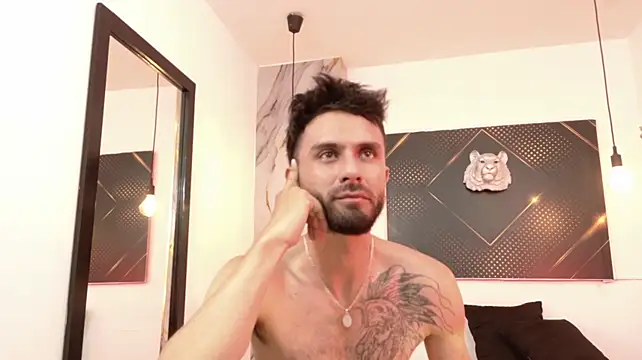 Chat XXX en directo de KingOfTemptation