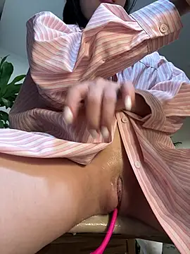 secretly_masturbating's Webcam Show
